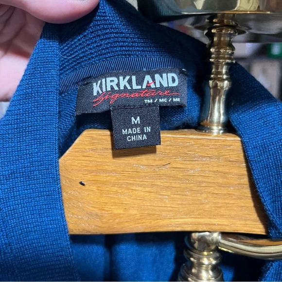KIRKLAND SIGNATURE ~ 100% Extra Fine Merino Wool Button Down Cardigan w/ Pockets - Picture 5 of 10